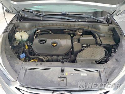 Zdjęcie 12 z 13 samochodu: 2018 HYUNDAI TUCSON SEL VIN:KM8J33A43JU618711 - miniatura