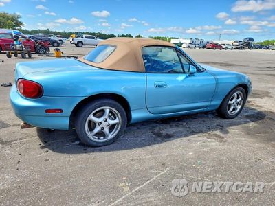 Trzecie zdjęcie samochodu z tyłu: 2001 MAZDA MX-5 MIATA BASE VIN:JM1NB353X10205993 - miniatura