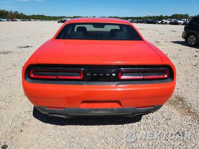Zdjęcie 6 z 12 samochodu: 2016 DODGE CHALLENGER SXT VIN:2C3CDZAG3GH297082 - miniatura