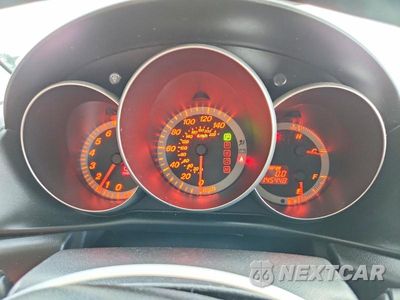 Zdjęcie 9 z 12 samochodu: 2005 MAZDA 3 HATCHBACK VIN:JM1BK343351237625 - miniatura