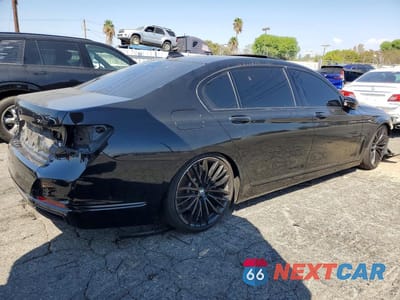 Trzecie zdjęcie samochodu z tyłu: 2020 BMW 750 XI VIN:WBA7U2C03LGM27272 - miniatura