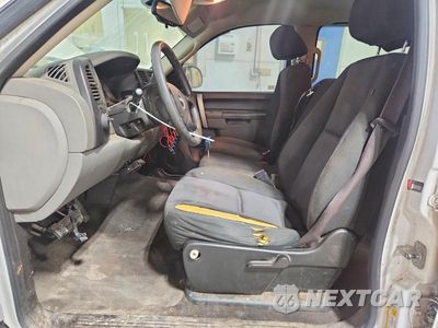 Zdjęcie 7 z 12 samochodu: 2010 GMC SIERRA C1500 SL VIN:ML32A3HJ0HH007289 - miniatura
