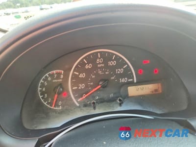 Zdjęcie 9 z 12 samochodu: 2019 NISSAN VERSA S VIN:3N1CN7AP8KL827448 - miniatura