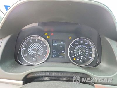 Zdjęcie 9 z 12 samochodu: 2019 HYUNDAI ELANTRA SE VIN:5NPD74LF9KH491842 - miniatura