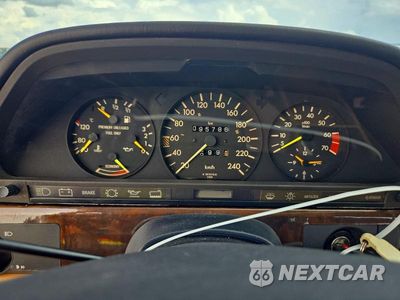Zdjęcie 9 z 12 samochodu: 1987 MERCEDES-BENZ 560 SEL VIN:WDBCA39D3HA338420 - miniatura