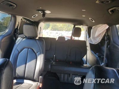 Zdjęcie 10 z 13 samochodu: 2019 CHRYSLER PACIFICA TOURING L VIN:2C4RC1BG0KR633198 - miniatura