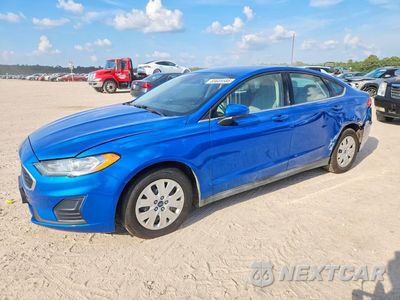 2020 FORD FUSION S 3FA6P0G79LR196717 - główne zdjęcie licytacji z USA - miniatura