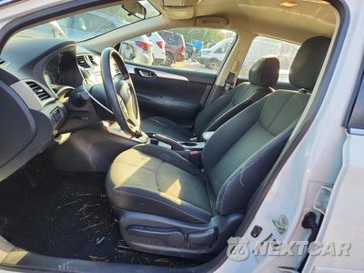 Zdjęcie 7 z 13 samochodu: 2017 NISSAN SENTRA S VIN:3N1AB7AP8HY373407 - miniatura