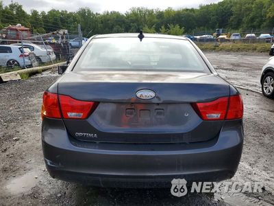 Zdjęcie 6 z 12 samochodu: 2010 KIA OPTIMA LX VIN:KNAGG4A82A5394625 - miniatura