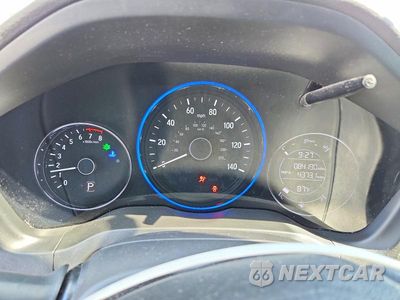 Zdjęcie 9 z 14 samochodu: 2020 HONDA HR-V LX VIN:3CZRU5H37LM715361 - miniatura
