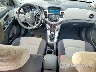 Zdjęcie 8 z 12 samochodu: 2015 CHEVROLET CRUZE LS VIN:1G1PB5SG3F7251703 - miniatura