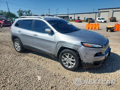 Czwarte zdjęcie samochodu z boku: 2014 JEEP CHEROKEE LATITUDE VIN:1C4PJLCS8EW319208 - miniatura