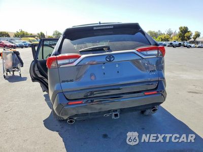Zdjęcie 6 z 12 samochodu: 2025 TOYOTA RAV4 XSE VIN:JTMFB3FV0SD252514 - miniatura