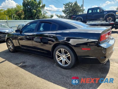 Drugie zdjęcie samochodu z przodu: 2013 DODGE CHARGER SE VIN:2C3CDXBG8DH639351 - miniatura