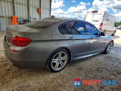 Trzecie zdjęcie samochodu z tyłu: 2014 BMW 535 I VIN:WBA5B1C50ED479949 - miniatura