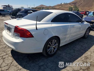 Trzecie zdjęcie samochodu z tyłu: 2013 VOLVO C70 T5 VIN:YV1672MC1DJ143524 - miniatura
