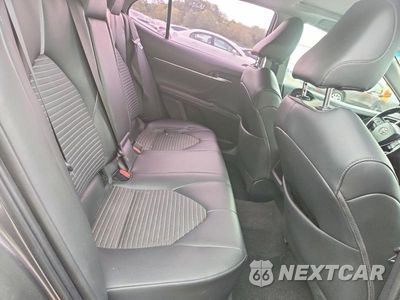 Zdjęcie 10 z 12 samochodu: 2018 TOYOTA CAMRY SE VIN:4T1B11HK7JU070277 - miniatura
