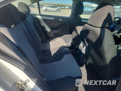 Zdjęcie 10 z 13 samochodu: 2018 VOLKSWAGEN JETTA S VIN:3VW2B7AJ9JM208361 - miniatura