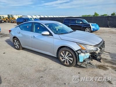 Czwarte zdjęcie samochodu z boku: 2019 NISSAN ALTIMA S VIN:1N4BL4BV1KC172688 - miniatura