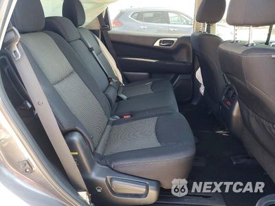 Zdjęcie 11 z 13 samochodu: 2017 NISSAN PATHFINDER SV VIN:5N1DR2MN1HC624310 - miniatura