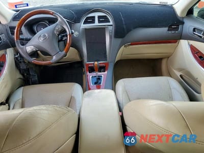 Zdjęcie 8 z 13 samochodu: 2012 LEXUS ES 350 VIN:JTHBK1EG9C2494879 - miniatura