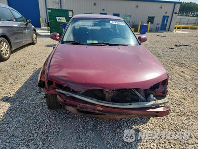 Piąte zdjęcie samochodu w środku: 2001 NISSAN SENTRA SE VIN:3N1BB51D21L109388 - miniatura