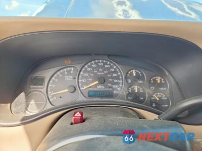 Zdjęcie 9 z 13 samochodu: 2002 GMC YUKON XL C1500 VIN:1GKEC16Z72J262494 - miniatura