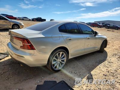Trzecie zdjęcie samochodu z tyłu: 2021 VOLVO S60 T5 MOMENTUM VIN:7JR102FK2MG095331 - miniatura