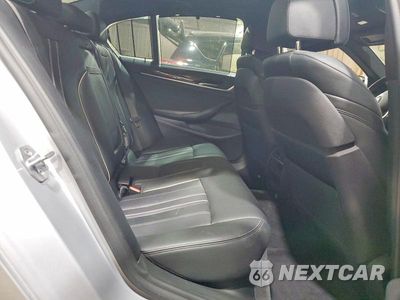 Zdjęcie 10 z 13 samochodu: 2018 BMW 530 XI VIN:WBAJA7C50JG909346 - miniatura
