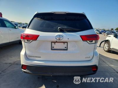 Zdjęcie 6 z 14 samochodu: 2019 TOYOTA HIGHLANDER XLE VIN:5TDKZRFH2KS552227 - miniatura