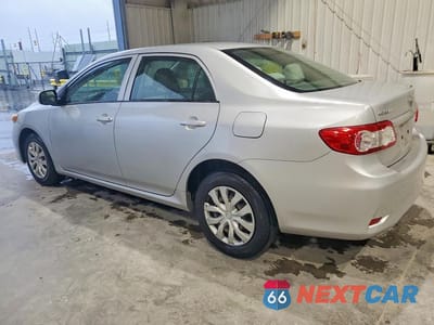 Drugie zdjęcie samochodu z przodu: 2011 TOYOTA COROLLA LE VIN:JTDBU4EE1B9140193 - miniatura