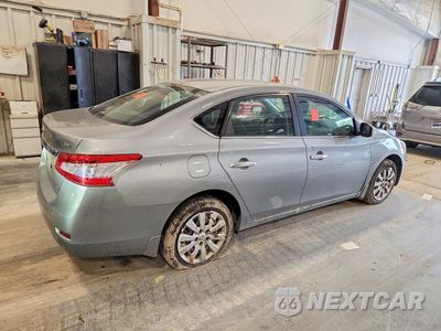 Trzecie zdjęcie samochodu z tyłu: 2014 NISSAN SENTRA SV VIN:3N1AB7AP0EY304884 - miniatura