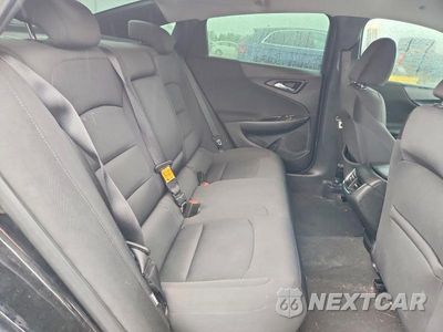 Zdjęcie 10 z 12 samochodu: 2018 CHEVROLET MALIBU LT VIN:1G1ZD5ST2JF121961 - miniatura