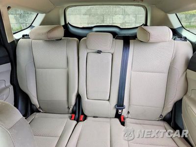 Zdjęcie 10 z 13 samochodu: 2019 FORD ESCAPE SE VIN:1FMCU9GD2KUB32456 - miniatura