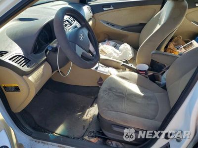 Zdjęcie 7 z 12 samochodu: 2014 HYUNDAI ACCENT GLS VIN:KMHCT4AE7EU694266 - miniatura