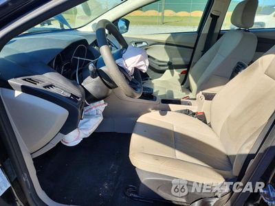 Zdjęcie 7 z 12 samochodu: 2018 FORD FOCUS SE VIN:1FADP3F24JL252010 - miniatura