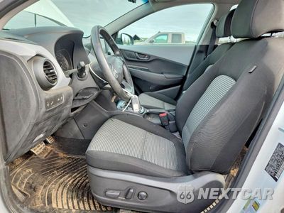 Zdjęcie 7 z 14 samochodu: 2018 HYUNDAI KONA SEL VIN:KM8K6CAA2JU082237 - miniatura