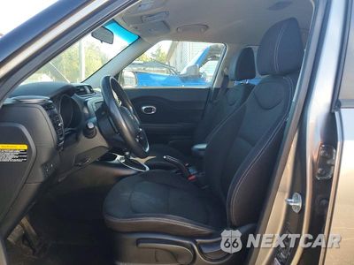 Zdjęcie 7 z 13 samochodu: 2017 KIA SOUL BASE VIN:KNDJN2A26H7430474 - miniatura