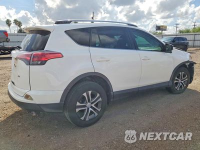 Trzecie zdjęcie samochodu z tyłu: 2017 TOYOTA RAV4 LE VIN:JTMZFREV2HJ111010 - miniatura
