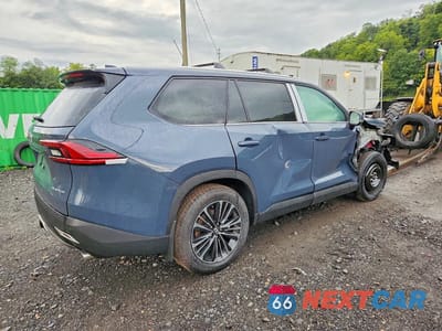Trzecie zdjęcie samochodu z tyłu: 2026 TOYOTA GRAND HIGHLANDER HYBRID MAX PLATINUM VIN:5TDADAB5XTS028199 - miniatura