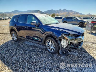Czwarte zdjęcie samochodu z boku: 2021 MAZDA CX-5 GRAND TOURING VIN:JM3KFBDM8M0325038 - miniatura