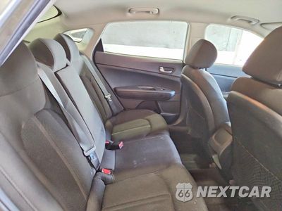 Zdjęcie 10 z 13 samochodu: 2019 KIA OPTIMA LX VIN:5XXGT4L36KG366467 - miniatura