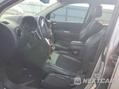 Zdjęcie 7 z 13 samochodu: 2015 JEEP COMPASS LATITUDE VIN:1C4NJCEB8FD139017 - miniatura