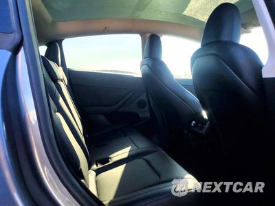 Zdjęcie 10 z 12 samochodu: 2024 TESLA MODEL Y VIN:7SAYGDED3RF169156 - miniatura