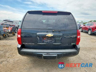Zdjęcie 6 z 14 samochodu: 2011 CHEVROLET SUBURBAN K1500 LT VIN:1GNSKJE32BR307798 - miniatura