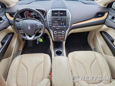 Zdjęcie 8 z 13 samochodu: 2015 LINCOLN MKC VIN:5LMCJ1A9XFUJ12800 - miniatura
