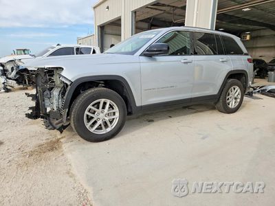 2023 JEEP GRAND CHEROKEE LAREDO 1C4RJHAG0P8910922 - główne zdjęcie licytacji z USA - miniatura