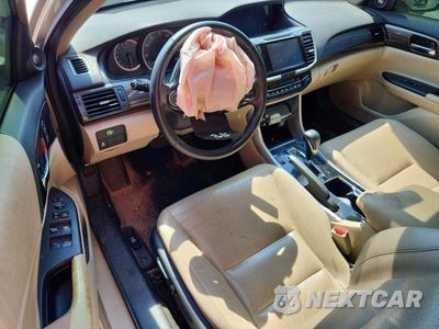 Zdjęcie 8 z 13 samochodu: 2017 HONDA ACCORD EXL VIN:1HGCR2F80HA179949 - miniatura