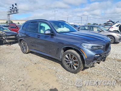 Czwarte zdjęcie samochodu z boku: 2020 BMW X5 XDRIVE40I VIN:5UXCR6C06L9C39653 - miniatura