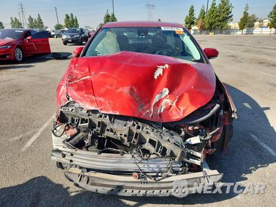 Piąte zdjęcie samochodu w środku: 2018 TOYOTA PRIUS TWO VIN:JTDKBRFUXJ3586191 - miniatura